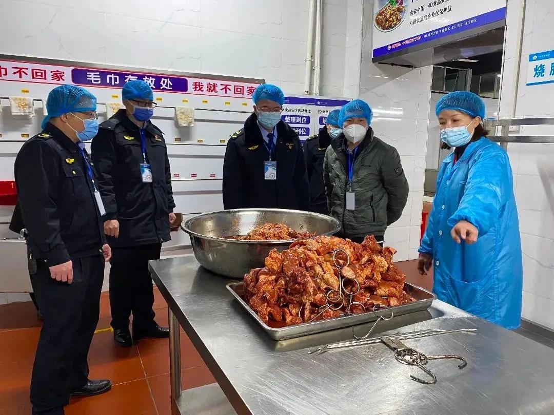 乌审旗市场监督管理局开展食品小作坊生产加工场所环境卫生专项检查(图1)