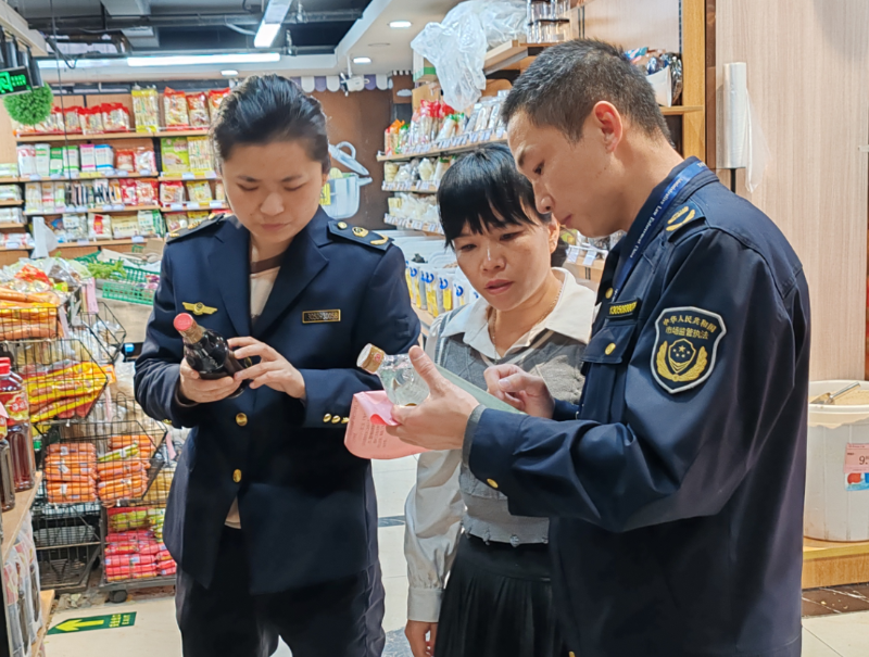 福建省将乐县市场监管局开展新国标食品添加剂使用专项检查(图1)