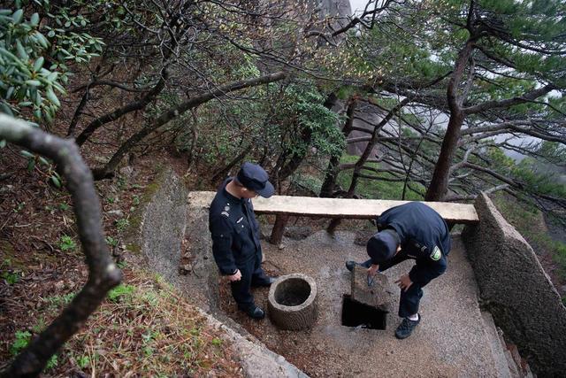 “双遗产”黄山：山峰“轮休” 美景常驻(图5)